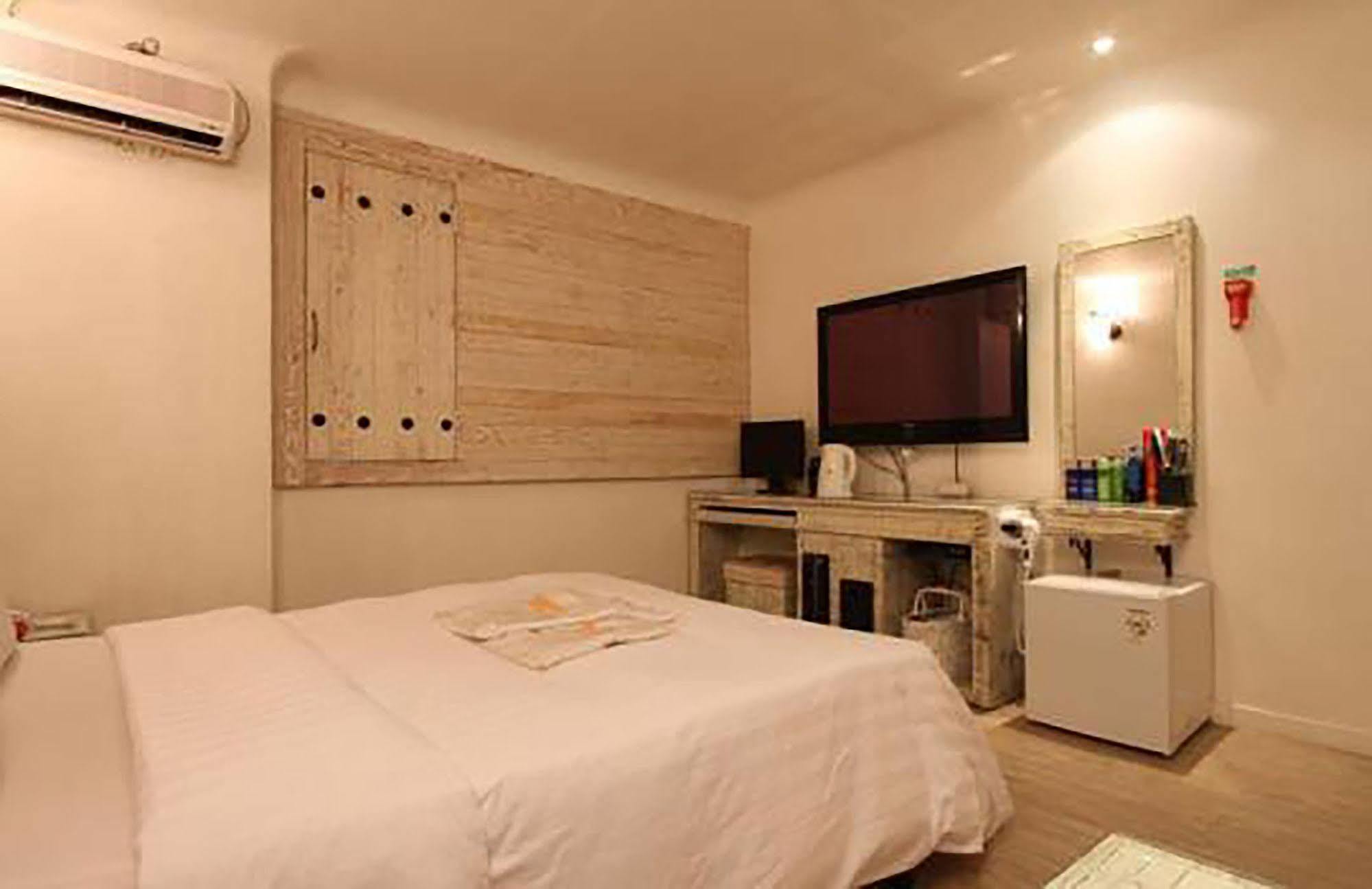 Cutee Hotel Seoul